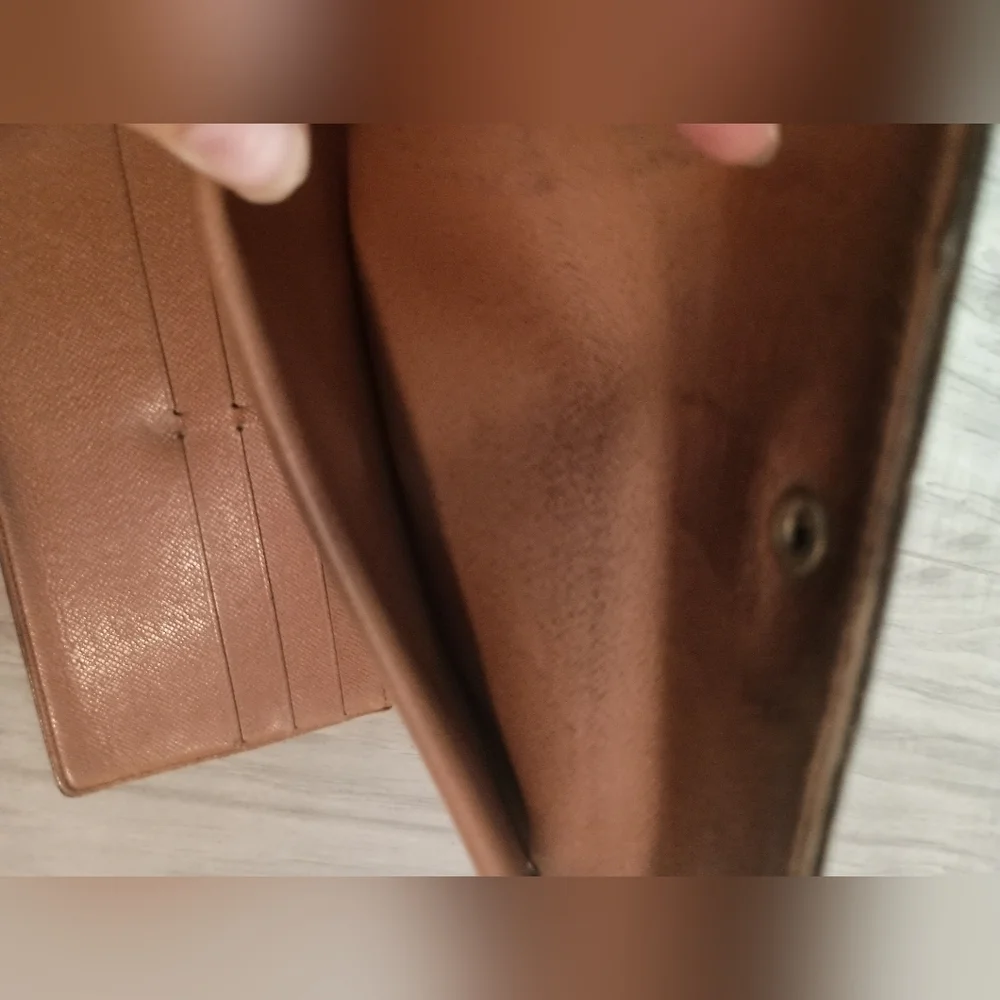 LOUIS VUITTON Monogram Portefeuille International Long Wallet - Picture 10 of 16